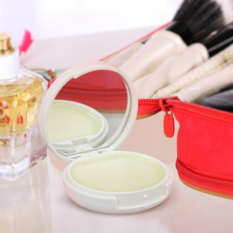 Trends 116905 Compact Mirror and Lip Balm – Feature