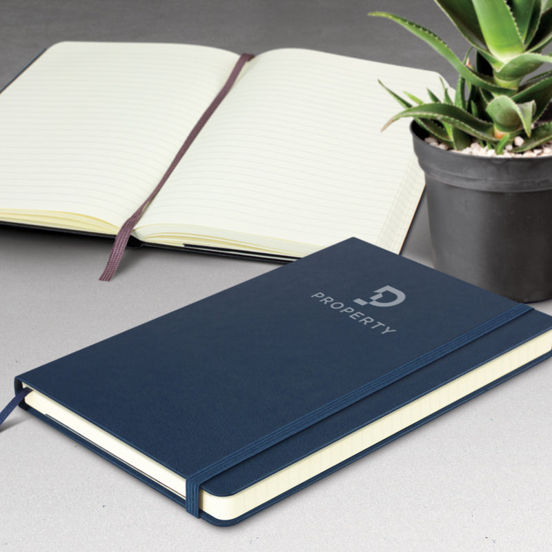 Trends 117221 Moleskine Classic Hard Cover Notebook - Large – Feature