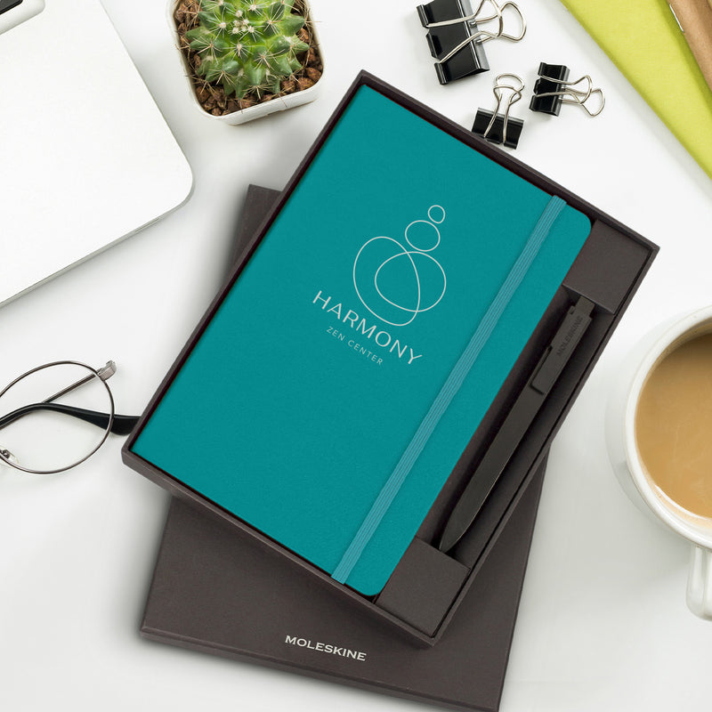 Trends 119355 Moleskine Notebook and Pen Gift Set – Feature