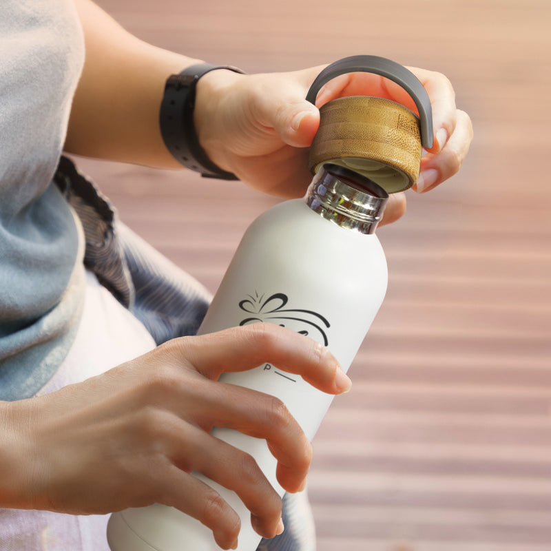 Trends 120511 Pasadena Steel Bottle – Feature