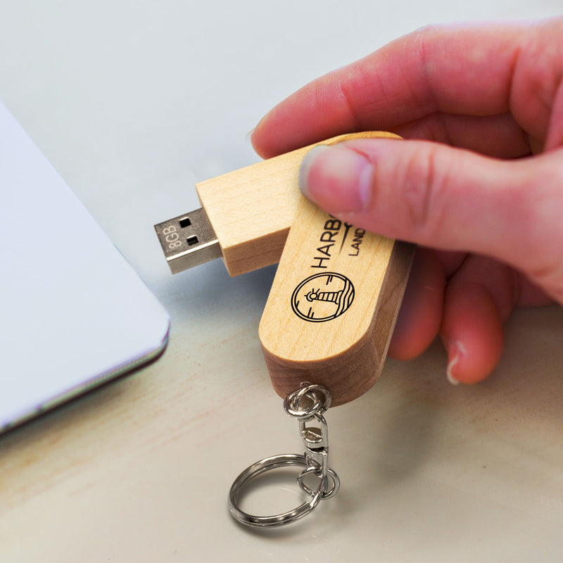 Trends 121401 Maple 8GB Flash Drive – Feature