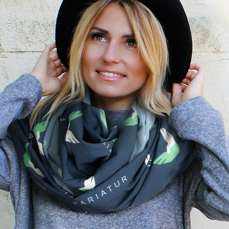 Trends 121902 Berlin Infinity Scarf – Feature