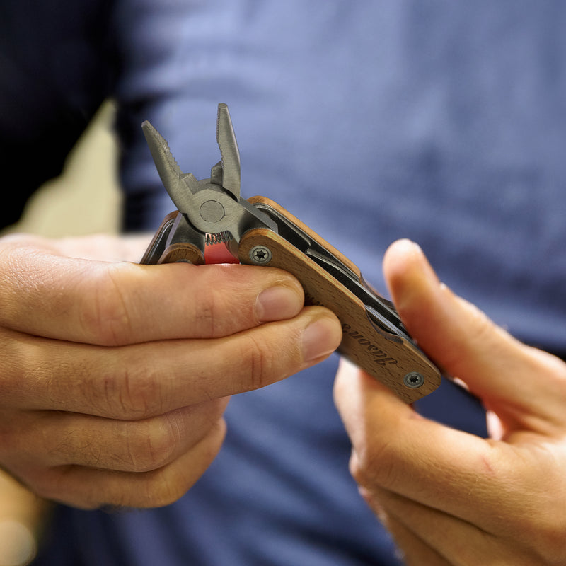 Trends 125314 Wooden Multi-Tool – Feature