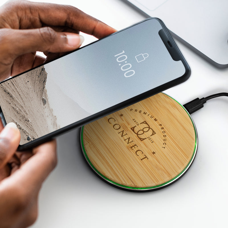 Trends 125555 Bamboo 15W Wireless Fast Charger – Feature