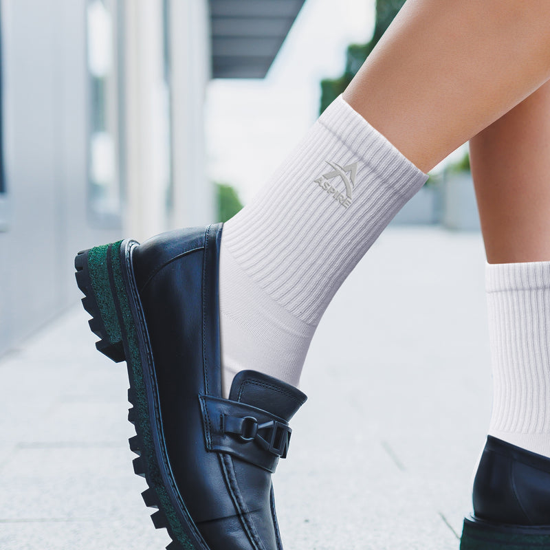 Trends 126098 June Crew Socks – Feature
