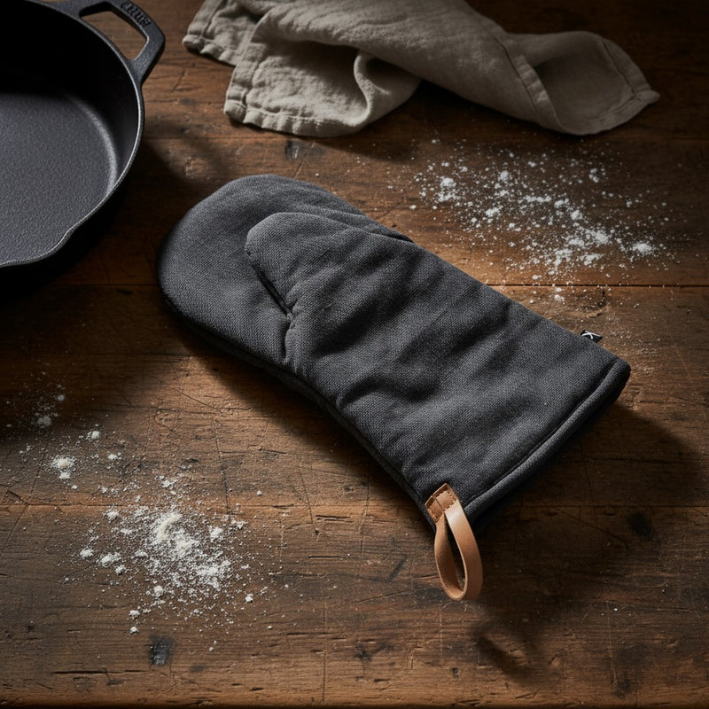 Trends 128806 Keepsake Canvas Oven Mitt – Feature