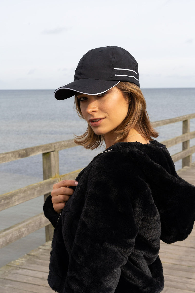 Microfibre Sports Cap with Piping and Sandwich