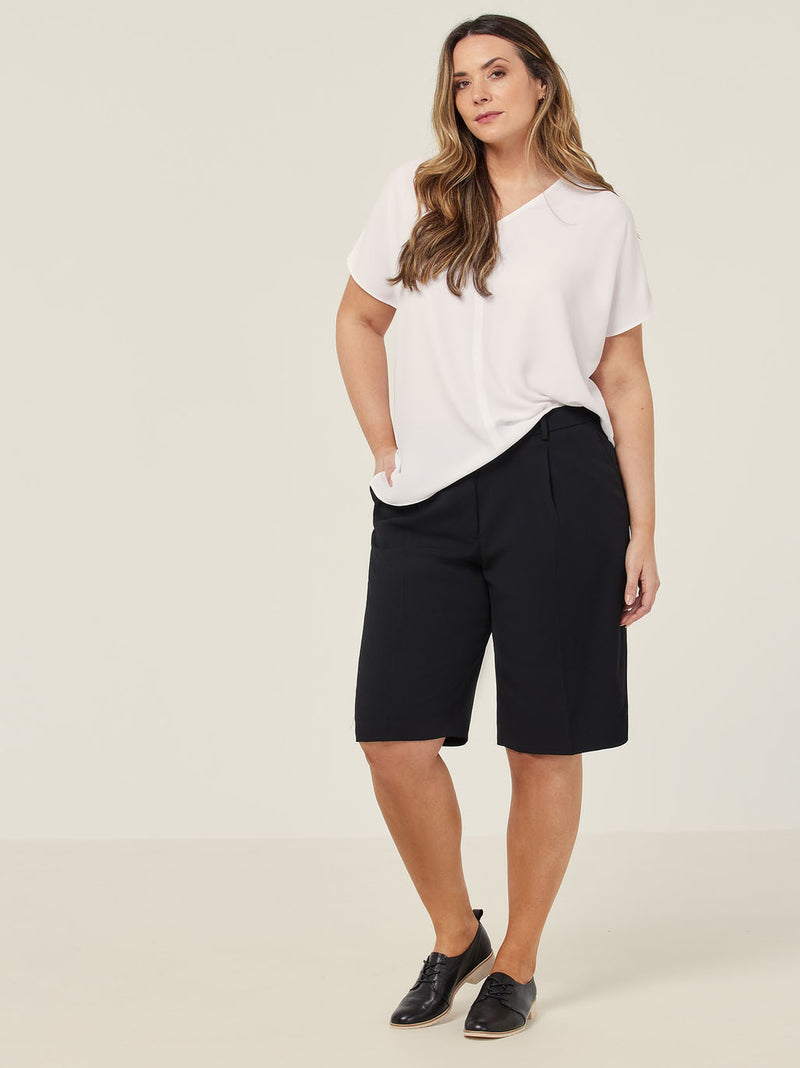 NNT CAT3YE Crepe Stretch Relaxed Short Ladies – product photo