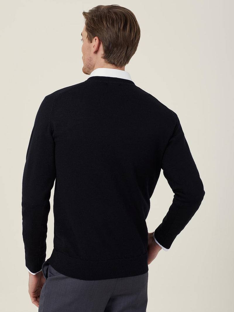 NNT CATE2B Merino Wool V-Neck Sweater Mens – product photo