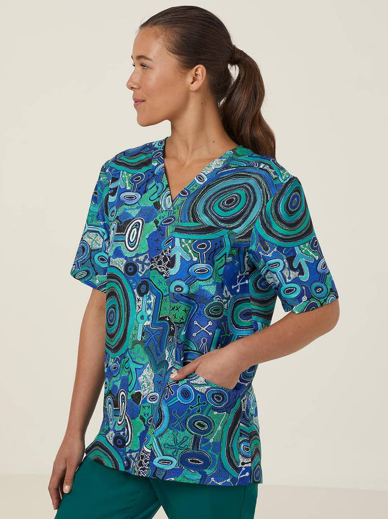 NNT CATRFR Polyester Print Warlu Indigenous Scrub Top Unisex – product photo