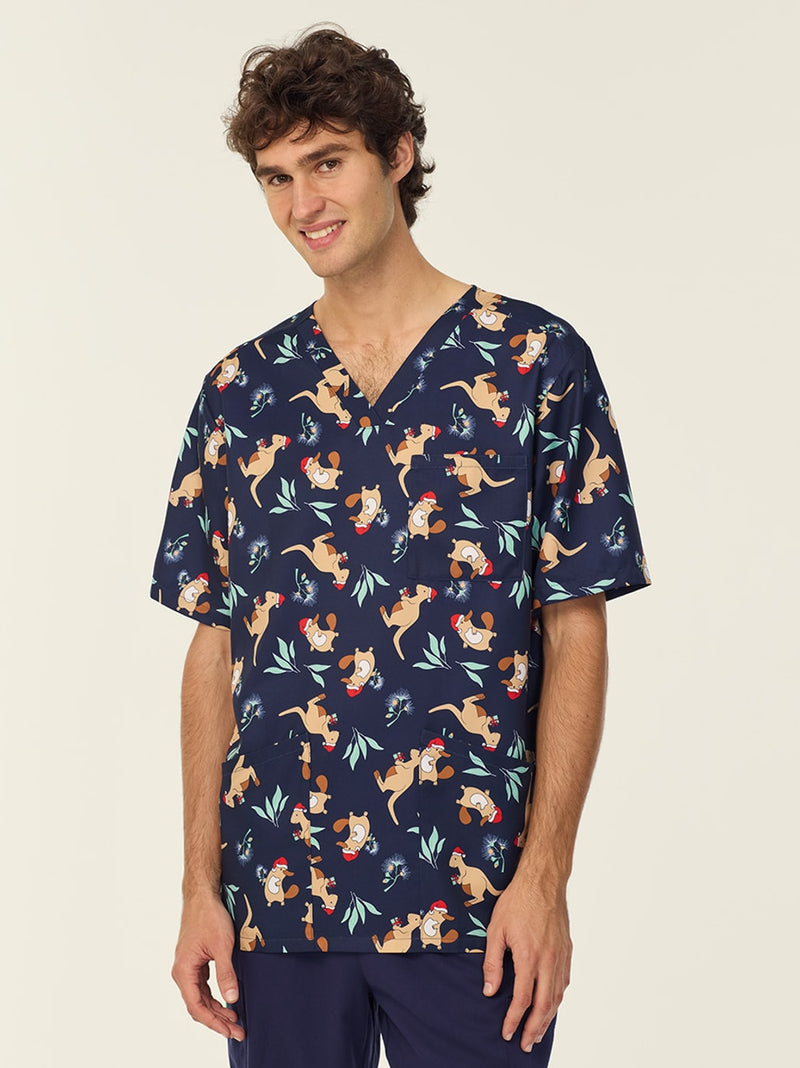 NNT CATRJC Native Xmas Print Scrub Top Unisex – product photo
