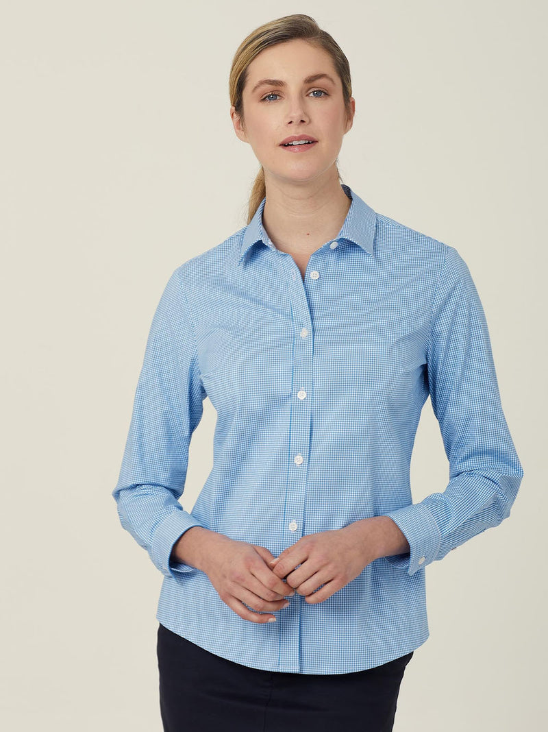 Cyan/white