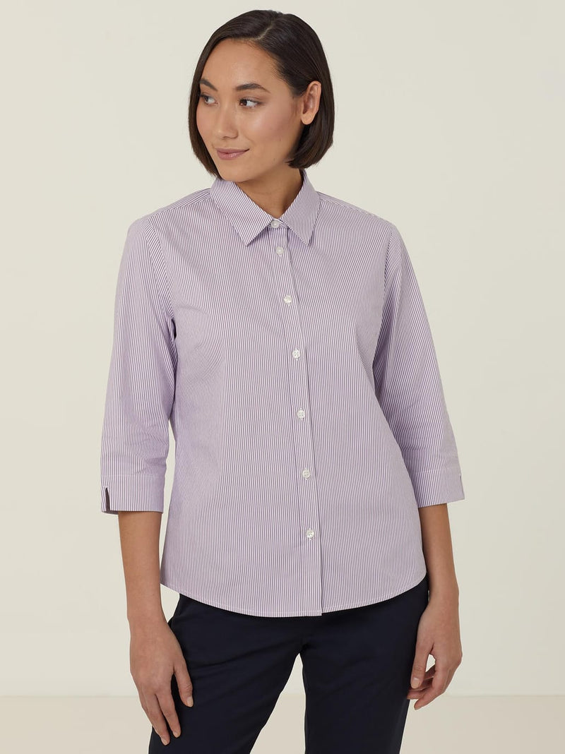 Violet/white