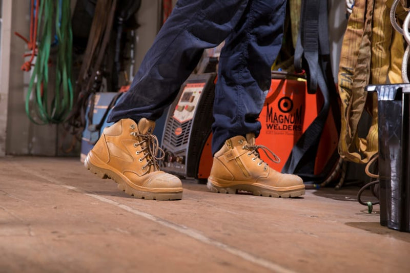 steel-blue-312658-parkes-zip-scuff-cap-boot wheat